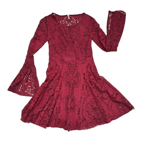 Free People Rich Red Lace Lovers Folk Song Dress Bell Sleeve Cut Out Boho Mini 2 - Picture 3 of 9